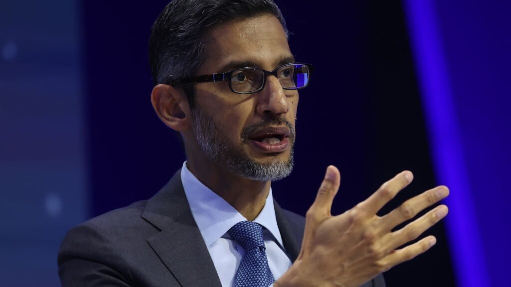 Alphabet shares rise on earnings beats boosted by cloud revenue