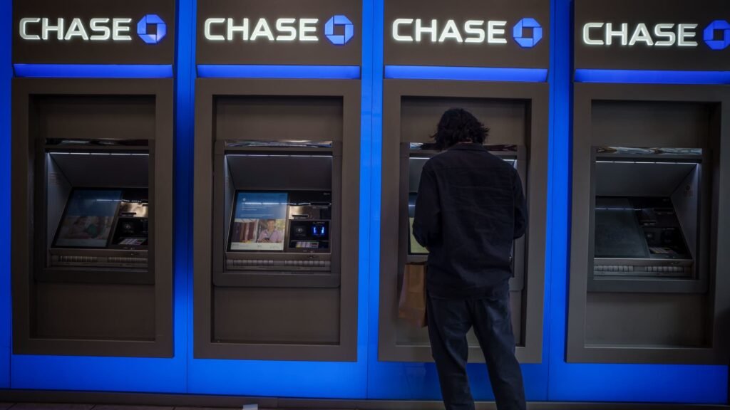 JPMorgan begins suing customers over ‘infinite money glitch’