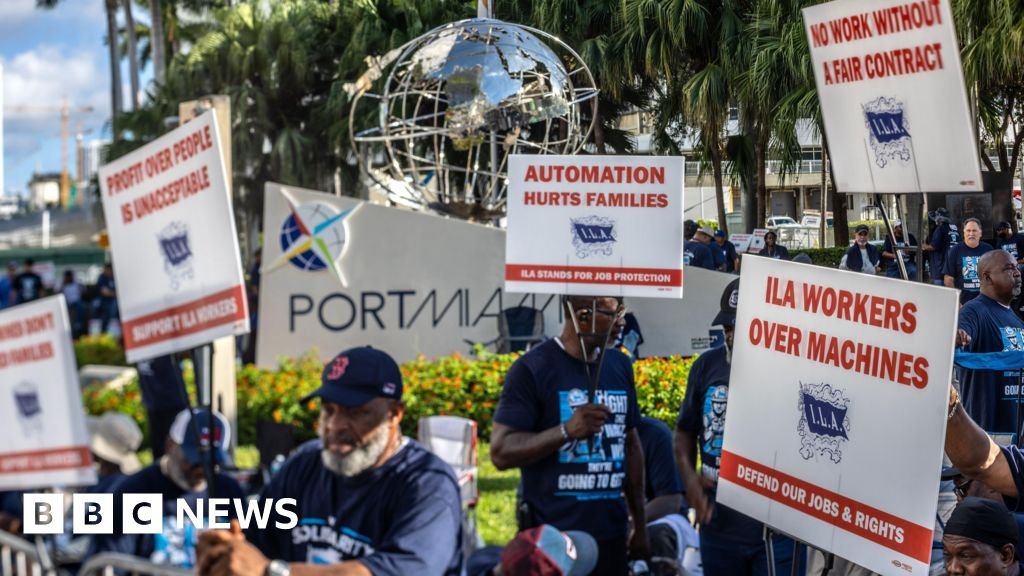 International Longshoremen’s Association suspend ports strike until January